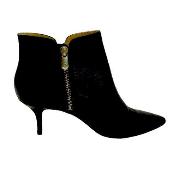 Adrienne Vittadini Senji Women's Black Leather Booties Dual Zipper Size 8 - Picture 1 of 16